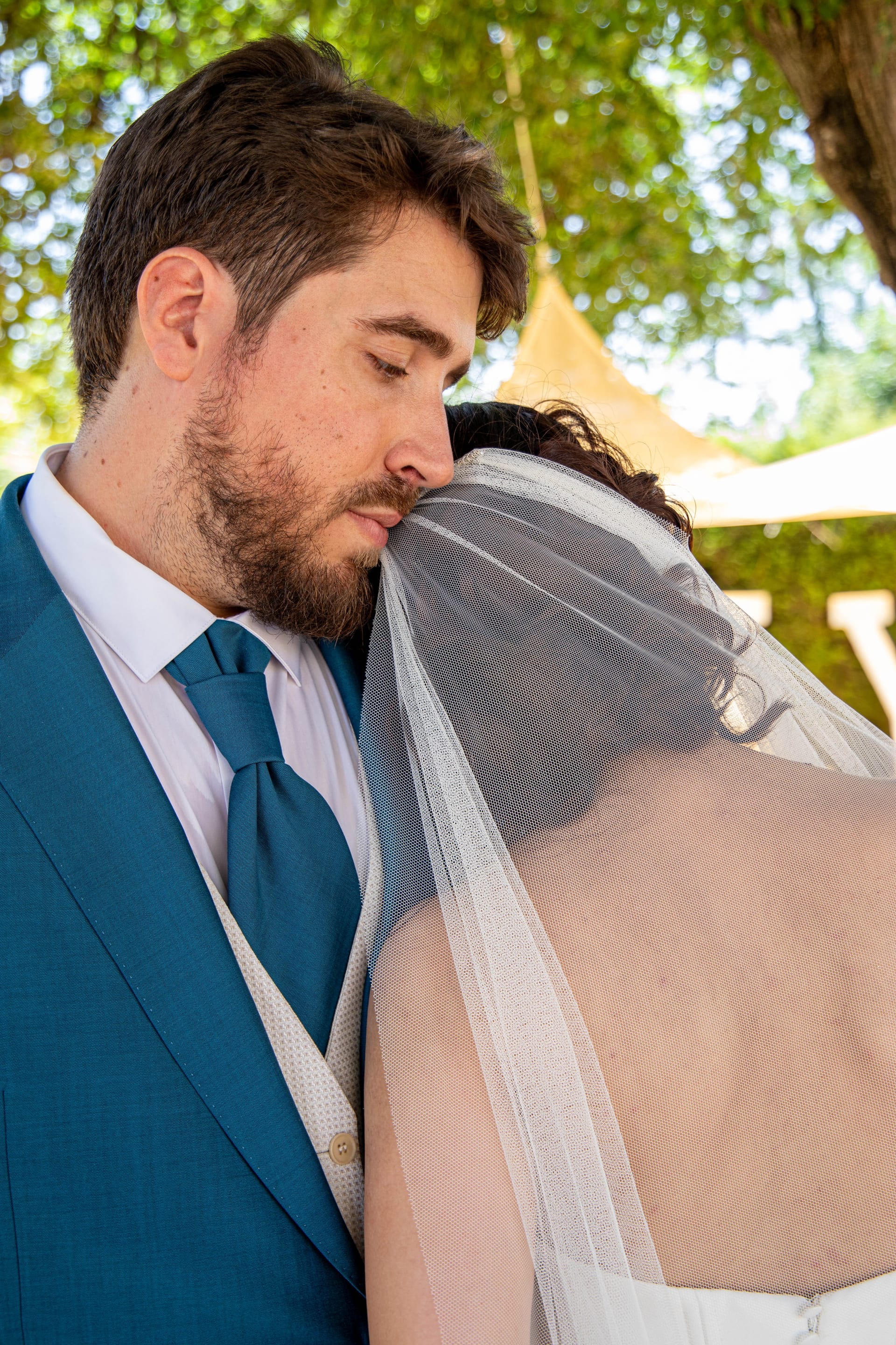 Pareja de boda en Andalucia, estilo documental sin poses